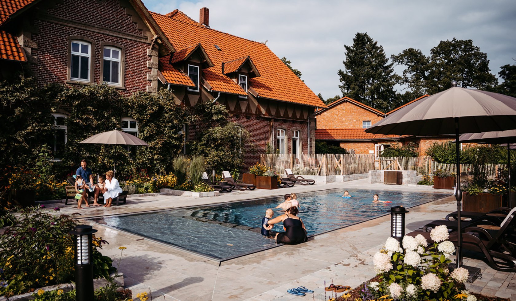 landhaus-averbeck_aussenpool, © Landhaus Averbeck