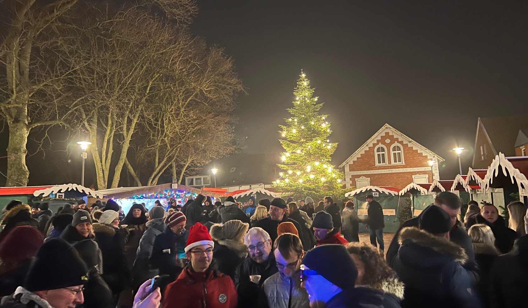 Weihnachtsmarkt in Pewsum, © Gewerbeverein Pewsumer Partner (PeP)