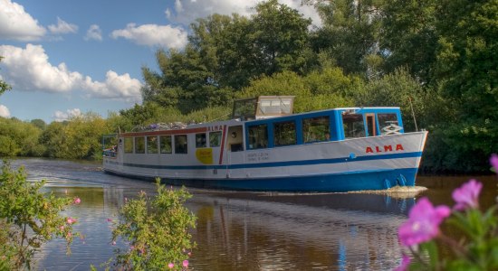 Alma Schiffsfahrt auf der Hamme, © Touristikagentur Teufelsmoor-Worpswede-Unterweser e.V. / Karsten Schöpfer