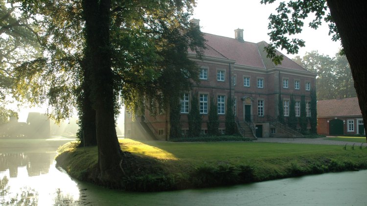 Herrenhaus Gut Altenkamp bei Papenburg, © Papenburg Marketing GmbH / Patrick Anneken