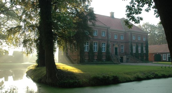 Herrenhaus Gut Altenkamp bei Papenburg, © Papenburg Marketing GmbH / Patrick Anneken