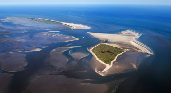 Luftaufnahme: Minsenger Oog, unbewohnte Nordseeinsel, © Martin Elsen