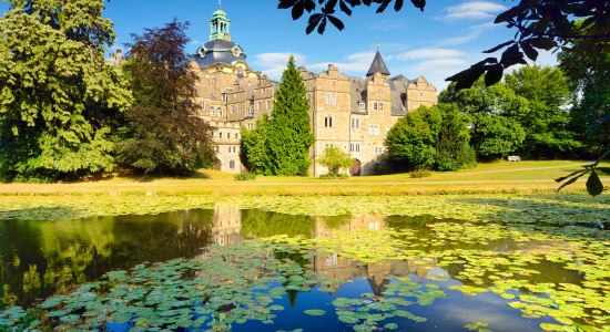 Schloss Bückeburg mit Schlossteich, © DZT/Carovillano