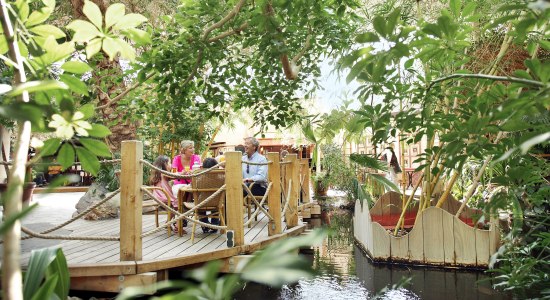 Familie im Restaurant, © Center Parcs