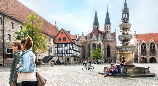 Die Löwenstadt Braunschweig hat mit ihren zahlreichen Sehenswürdigkeiten, Museen und Restaurants vieles für Städtereisende zu bieten, © Braunschweig Stadtmarketing GmbH/Marek Kruszewski