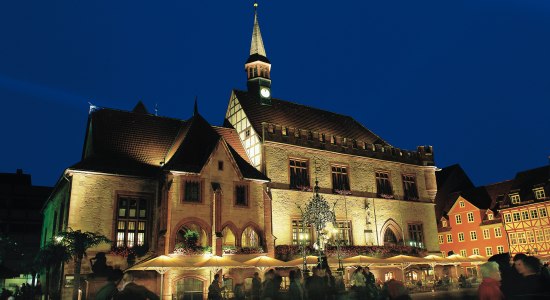 Altes Rathaus in Göttingen bei Nacht