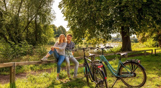 Radfahrer an der Mittelweser, © TourismusMarketing Niedersachsen GmbH