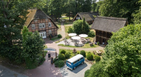 Blick auf den Stimbekhof in der Lüneburger Heide, © TourismusMarketing Niedersachsen GmbH