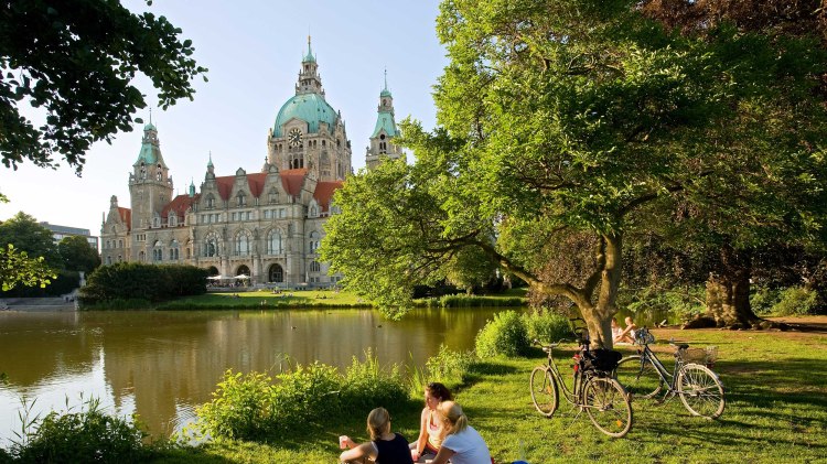 Picknick im Maschpark Hannover, © Hannover Marketing &amp; Tourismus GmbH / Martin Kirchner