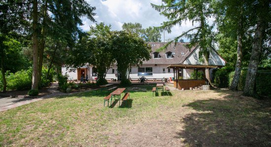 Außenansicht des Naturfreundehauses Nienburg., © NFH Nienburg / Joshua Mielke