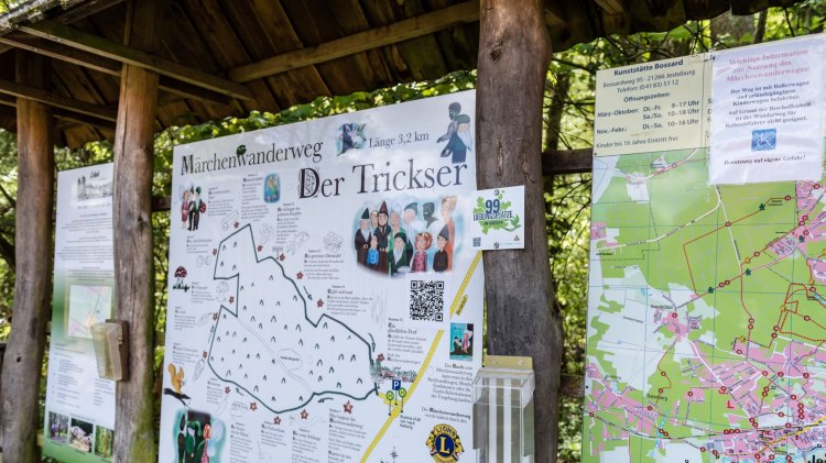 Blick auf die Übersichtskarte zum Märchenwanderweg in Jesteburg in der Lüneburger Heide, © © Lüneburger Heide GmbH