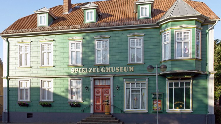 Außenansicht des Spielmuseum Soltau, © Soltau-Touristik / Jörg Hornbostel