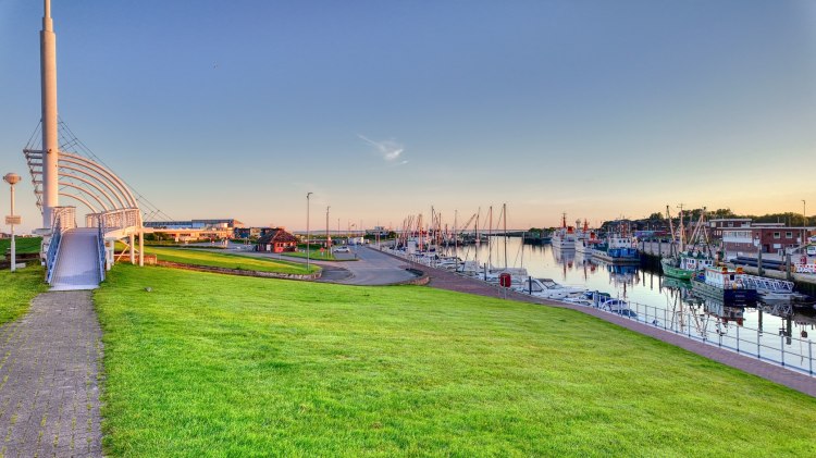 bensersiel_hafen_mit-bruecke, © Esens-Bensersiel Tourismus GmbH