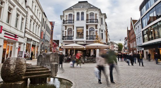 Fußgängerzone in Oldenburger Innenstadt, © Oldenburg Tourismus und Marketing GmbH / Verena Brandt