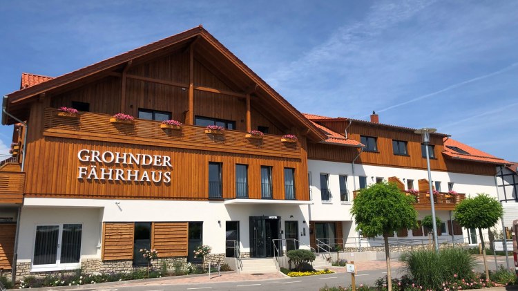 Eingangsbereich Hotel, © Grohnder Fährhaus/ Sophie Josewski