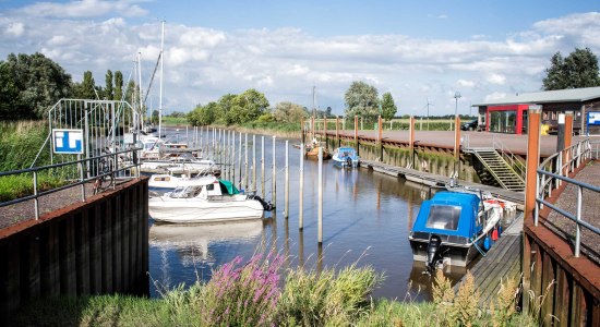 Hafen in Neuhaus an der Oste, © Cuxland-Tourismus / Florian Trykowski