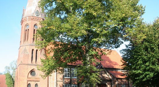 Ev.-luth. Kirche zu Estorf, © Mittelweser-Touristik GmbH