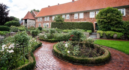 Kloster Neuenwalde, © Cuxland-Tourismus / Florian Trykowski