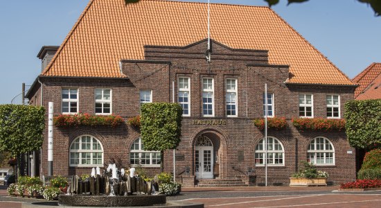 Die Tourist-Information in Westerstede ist direkt im Rathaus gelegen, © Stadt Westerstede