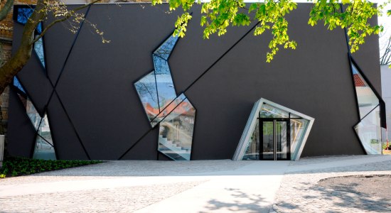 Aussenansicht vom Felix-Nußbaum-Haus in Osnabrück, © Tourismusverband Osnabrücker Verband / Angela von Brill