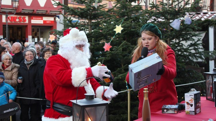 Geschenketauschbörse auf dem Celler Weihnachtsmarkt, © Celle Tourismus und Marketing GmbH