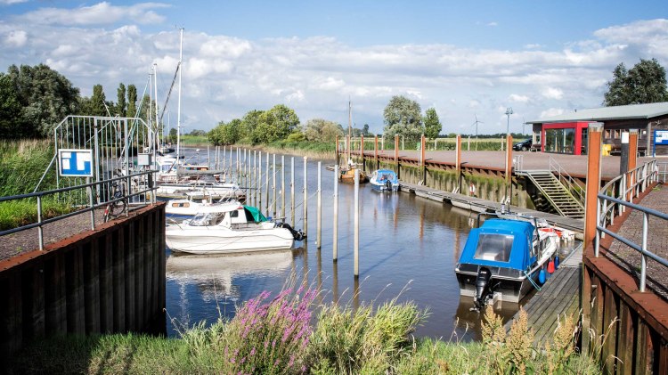 Hafen in Neuhaus an der Oste, © Cuxland-Tourismus / Florian Trykowski