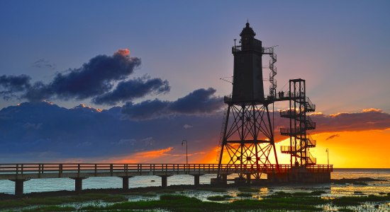 Leuchtturm Obereversand bei Sonnenuntergang, © Pixabay, Wolfgang Stemme