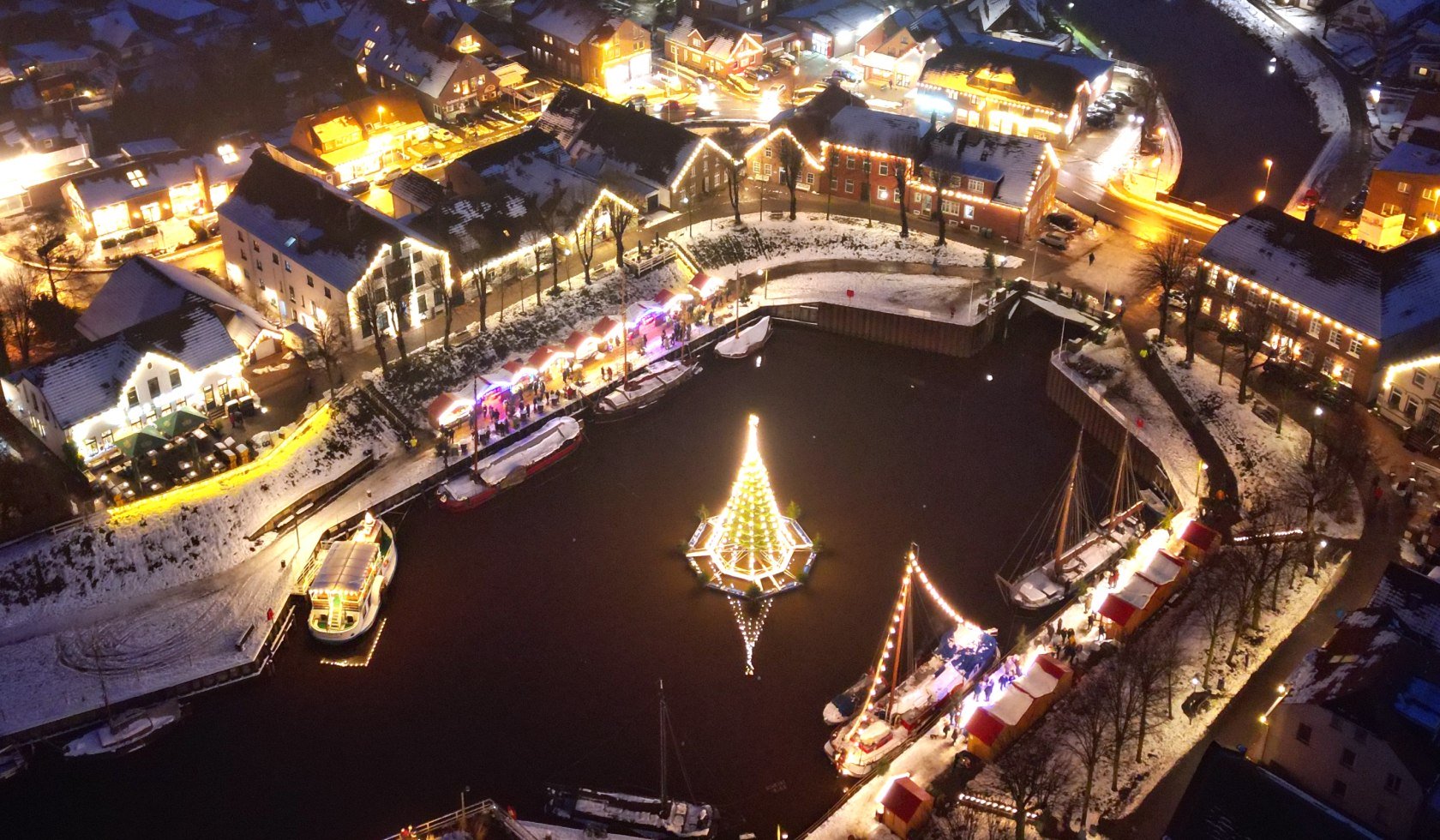 Luftaufnahme vom Wintermarkt in Carolinensiel, © Nordseebad Carolinensiel-Harlesiel GmbH/Nordseebad Carolinensiel-Harlesiel GmbH