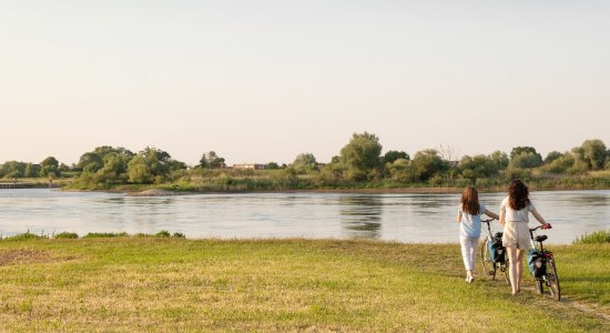 Mit dem Rad an der Elbe, © Cross Media Redaktion