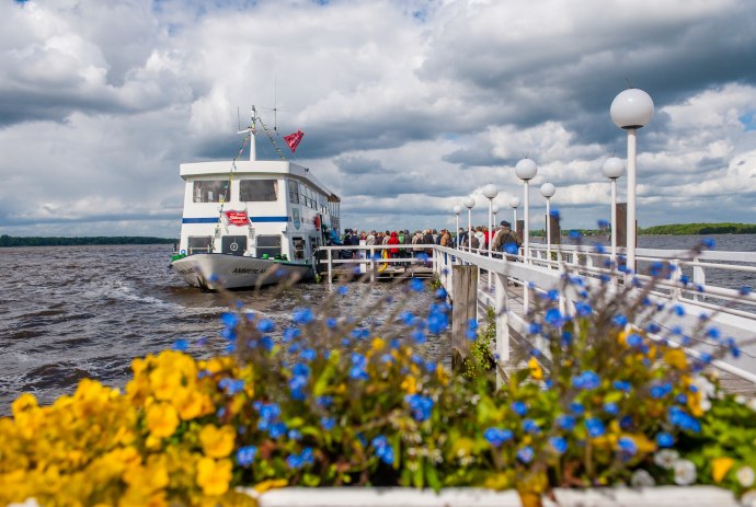 Fahrgastschiff, © Sabine Braun